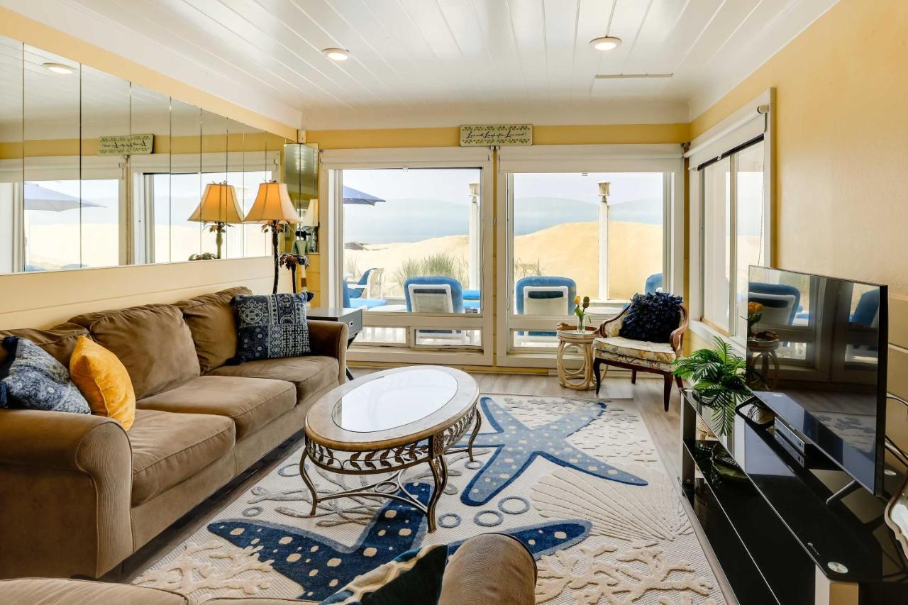 Between The Dunes Breezy Beachfront Oceano Home! المظهر الخارجي الصورة